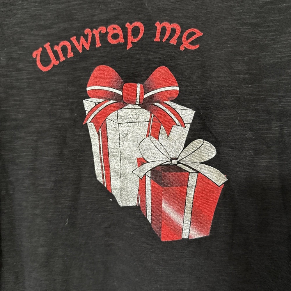 NWT XL "Unwrap Me" Black Long Sleeve Holiday Shirt - Picture 2 of 4